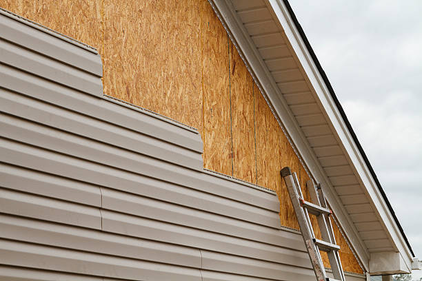 24/7 Emergency Siding Replacement experts in Columbia Station, OH